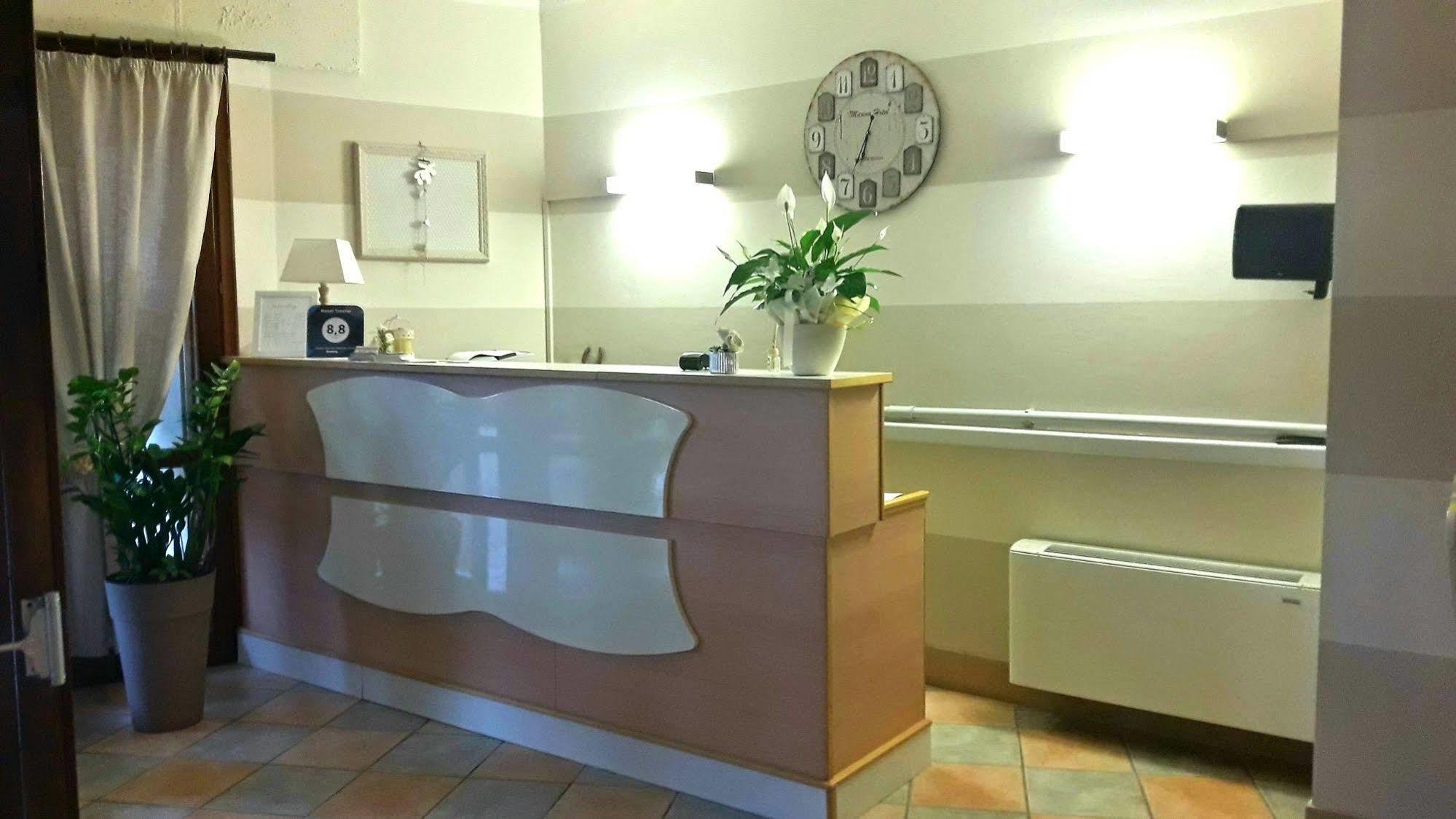 Hotel Trotter Leno Extérieur photo